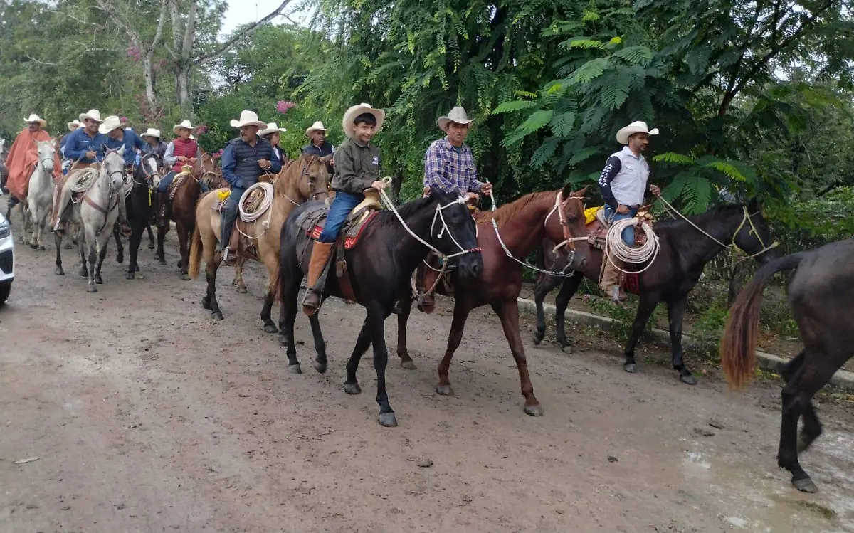 Festejan con cabalgata fundación de Pánuco 